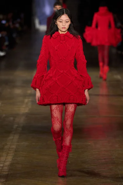 Look 29